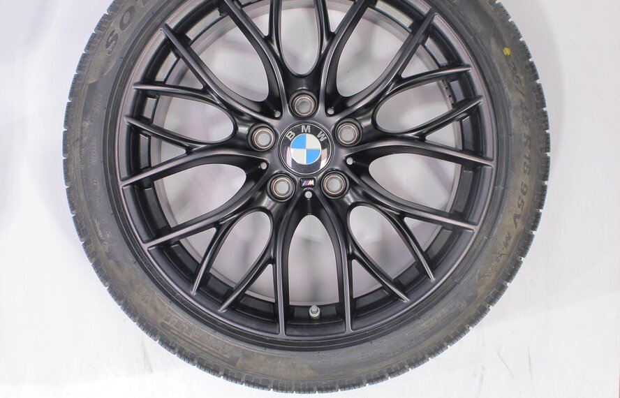 BMW BMW 3 4er F30 F31 F32 F33 F36 405M 18-Zoll Pirelli Runflat Winterkompletträder Neu Original