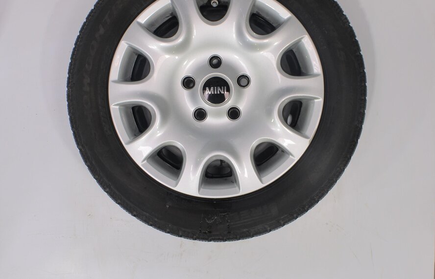 Mini Mini Cooper / S / One / Cabrio F55 F56 F57 12 15-Zoll Pirelli Winterkompletträder Original