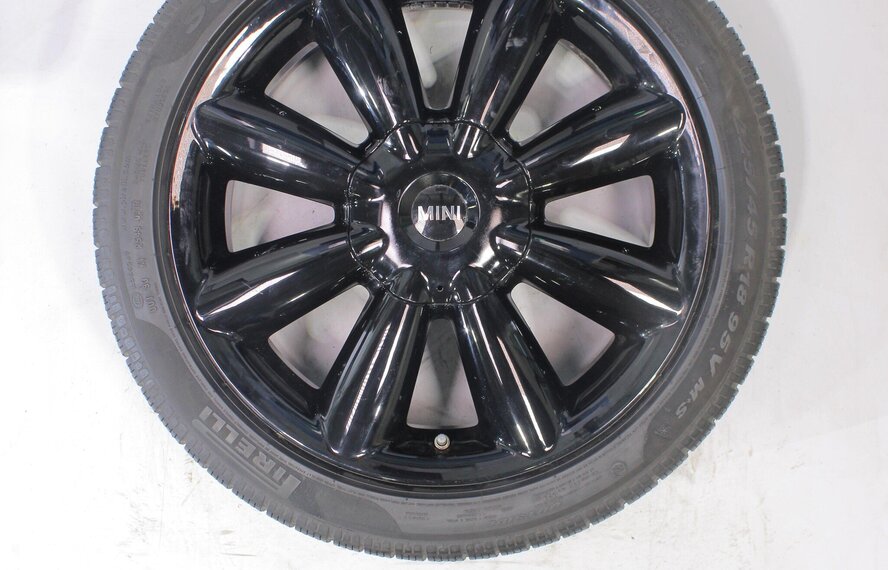 Mini Mini R60 R61 Countryman Paceman Turbo Fan R126 18-Zoll Pirelli Runflat Winterkompletträder Original
