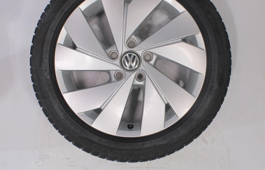 Volkswagen Volkswagen Golf 5 6 7 8 Belmont 17-Zoll Pirelli Winterkompletträder Neu Original