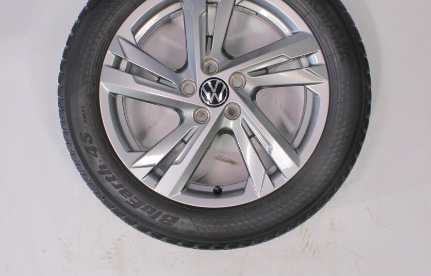 Volkswagen VW Polo 2G 16-Zoll-Felgen Yokohama Winterkompletträder Original