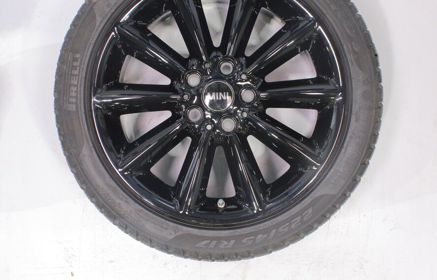 Mini Mini Clubman F54 518 17-Zoll Pirelli Runflat Winterkompletträder Original