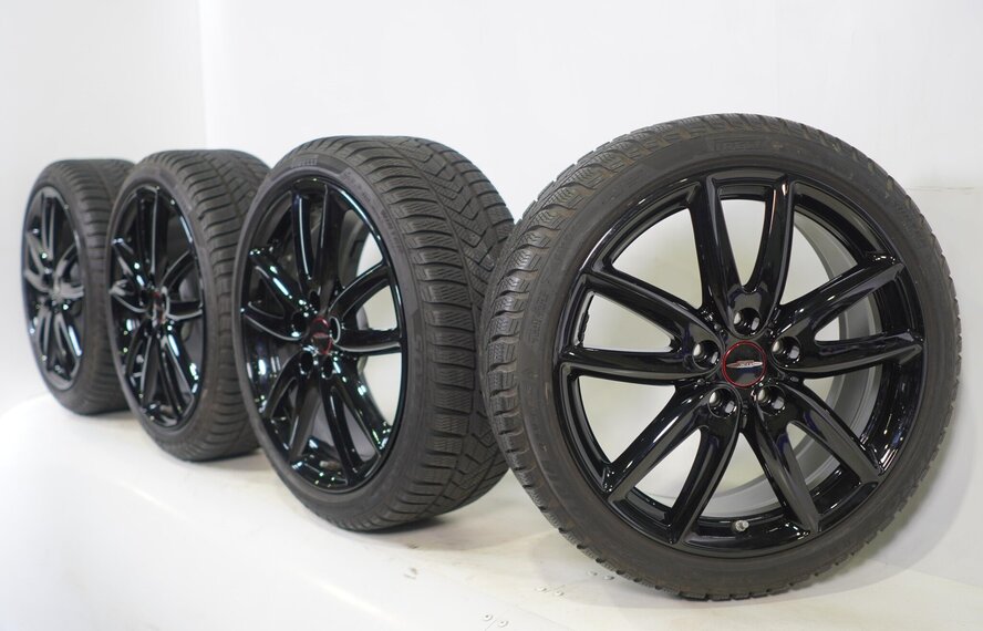 Mini Mini Clubman F54 JCW815 18-Zoll Pirelli Runflat Winterkompletträder Original