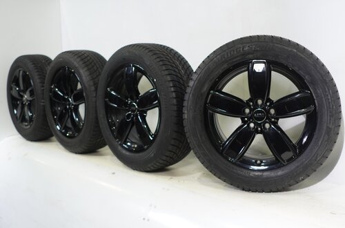 Mini Mini Countryman F60 531 17-Zoll-Felgen Bridgestone Runflat Winterkompletträder Neu Original Mini Mini Countryman F60 531 17-Zoll-Felgen Bridgestone Runflat Winterkompletträder Neu Original