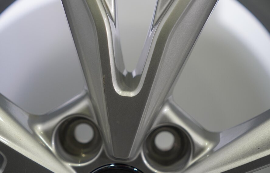 Audi Audi Q3 SQ3 F3B 18-Zoll Goodyear Sommerkompletträder Original