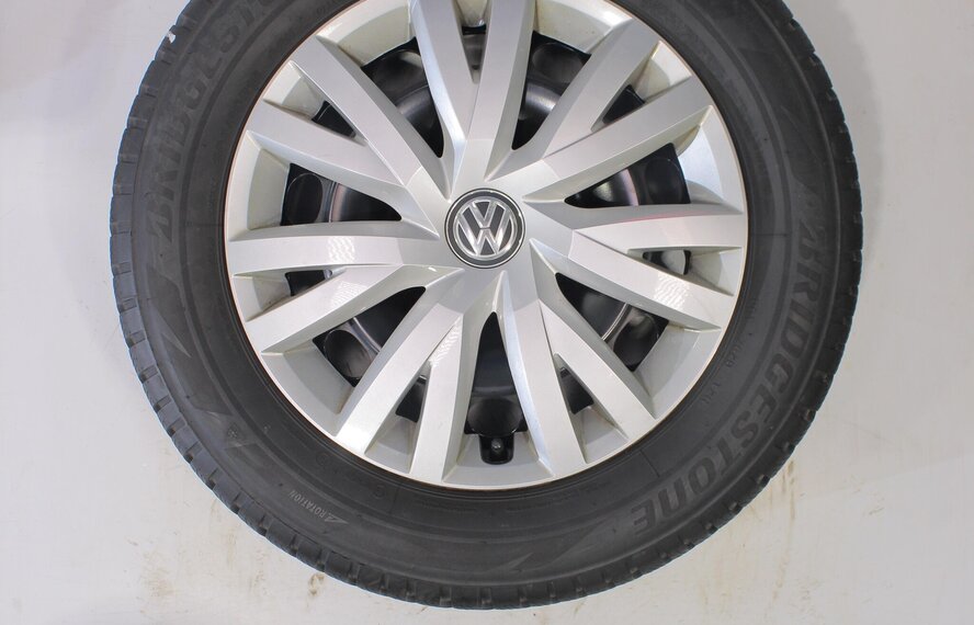 Audi Audi Q2 SQ2 81A 16-Zoll Bridgestone Winterkompletträder Original