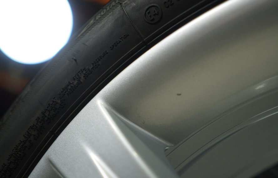 BMW BMW 3 4er F30 F31 F32 F33 F36 392 17-Zoll Bridgestone Runflat Winterkompletträder Original