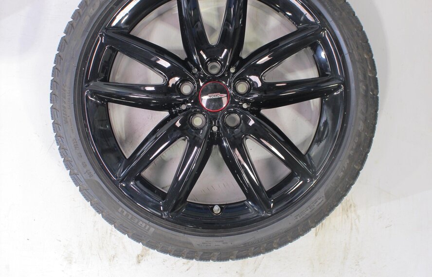 Mini Mini Clubman F54 JCW815 18-Zoll Pirelli Runflat Winterkompletträder Original