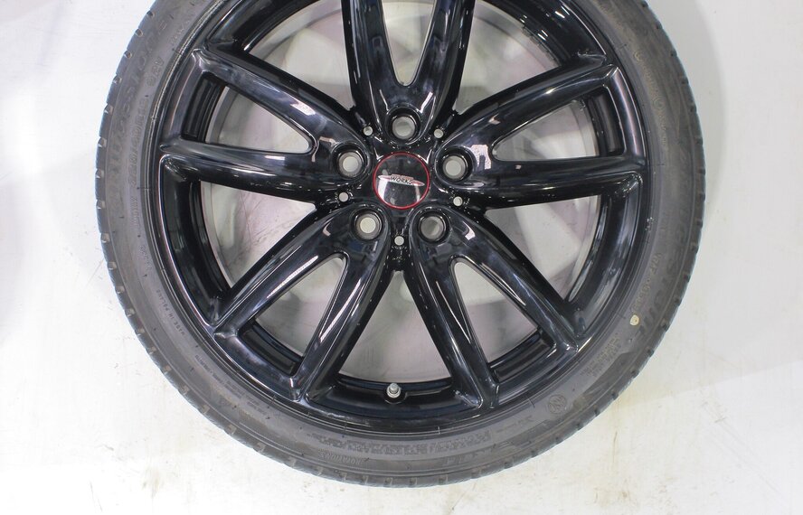 Mini Mini Clubman F54 JCW520 18-Zoll Bridgestone Runflat Winterkompletträder Original