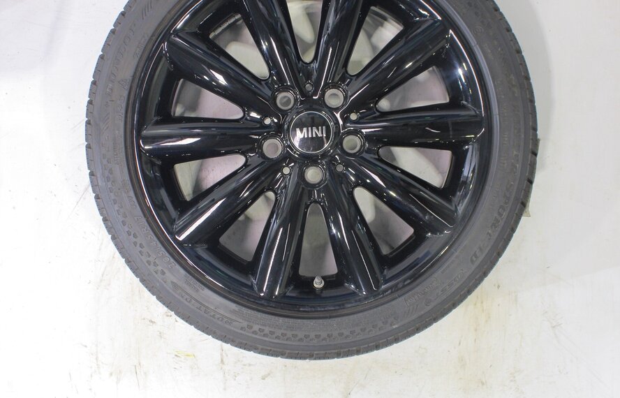 Mini Mini Cooper / S / One / Cabrio F55 F56 F57 499 17-Zoll Dunlop Runflat Winterkompletträder Original