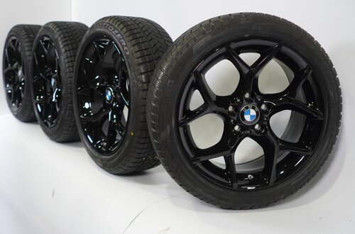 BMW BMW X1 E84 322 18-Zoll Felgen Pirelli Runflat Winterkompletträder Neu Original