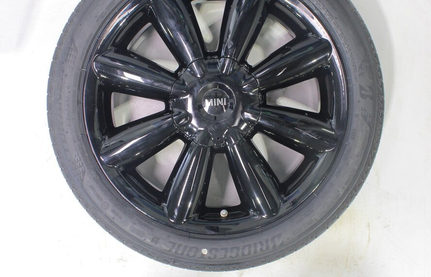 Mini Mini R60 Countryman Turbo Fan R126 18-Zoll Bridgestone Runflat Sommerkompletträder Neu Original-Ausrüstung