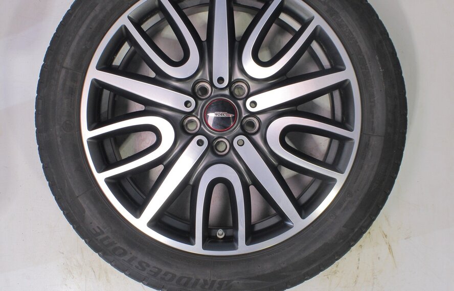Mini Mini Countryman F60 JCW529 18-Zoll Bridgestone Runflat Winterkompletträder Original