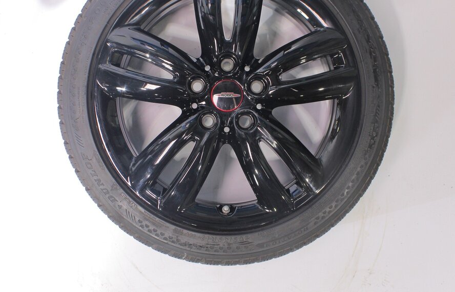 Mini Mini Cooper / S / One / Cabrio F55 F56 F57 JCW501 17-Zoll Dunlop Runflat Winterkompletträder Original
