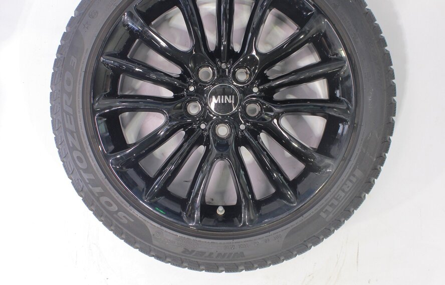 Mini Mini Clubman F54 519 17-Zoll Pirelli Runflat Winterkompletträder Original