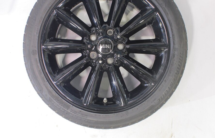 Mini Mini Clubman F54 518 17-Zoll Bridgestone Runflat Winterkompletträder Original