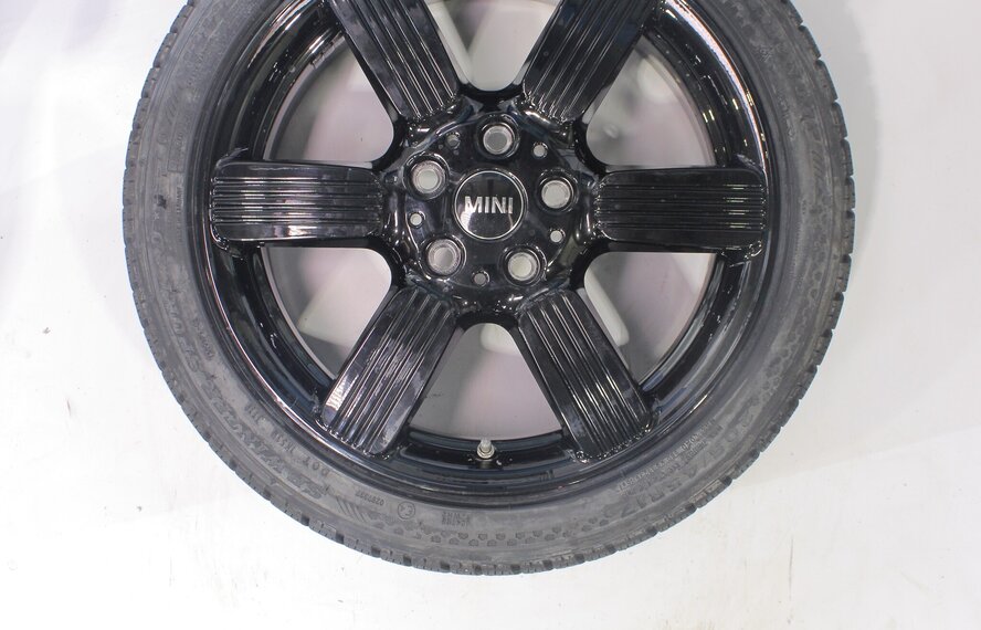 Mini Mini Cooper / S / One / Cabrio F55 F56 F57 525 17-Zoll Dunlop Runflat Winterkompletträder Original