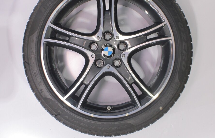 BMW BMW 2er F45 F46 Active Gran Tourer 361 18-Zoll Pirelli Runflat Winterkompletträder Original