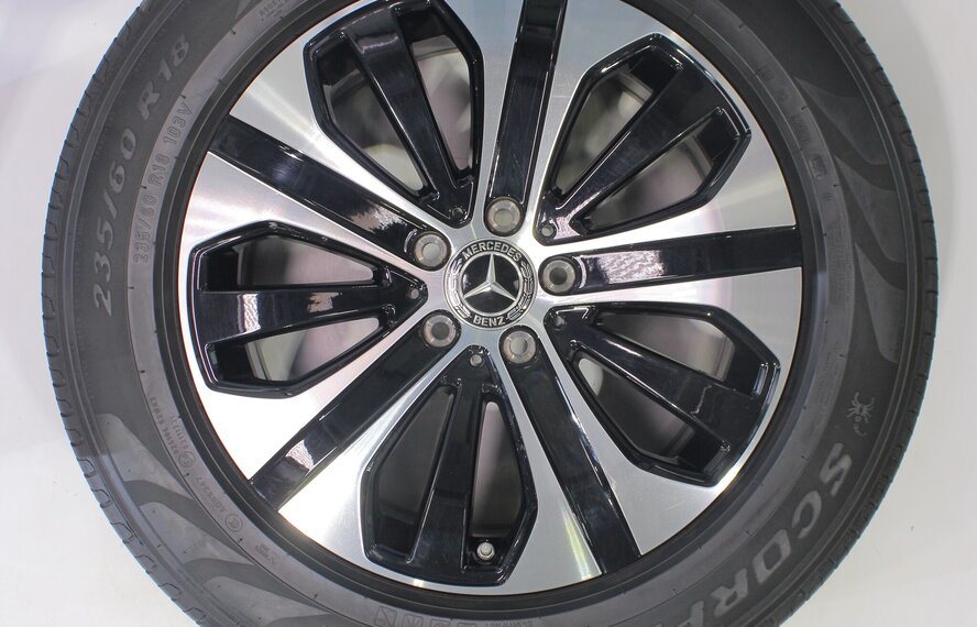 Mercedes Mercedes GLC X253 GLC Coupe C253 18-Zoll-Felgen Pirelli Sommerkompletträder Original