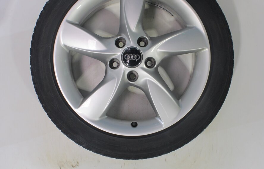 Audi Audi A6 4G C7 17-Zoll-Felgen Vredestein Winterkompletträder Original