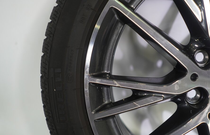 BMW BMW 1 2er F40 F44 2er Gran Coupe 489 17-Zoll Felgen Pirelli Winterkompletträder Original