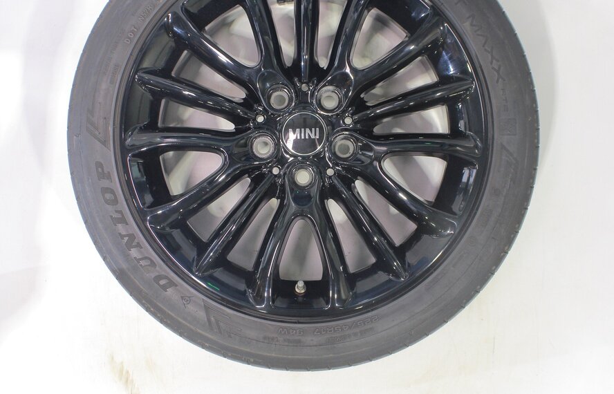 Mini Mini Clubman F54 519 17-Zoll-Felgen Dunlop Sommerkompletträder Original