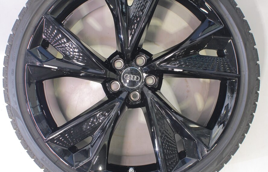 Audi Audi RS6 22-Zoll-Felgen Pirelli Winterkompletträder Original