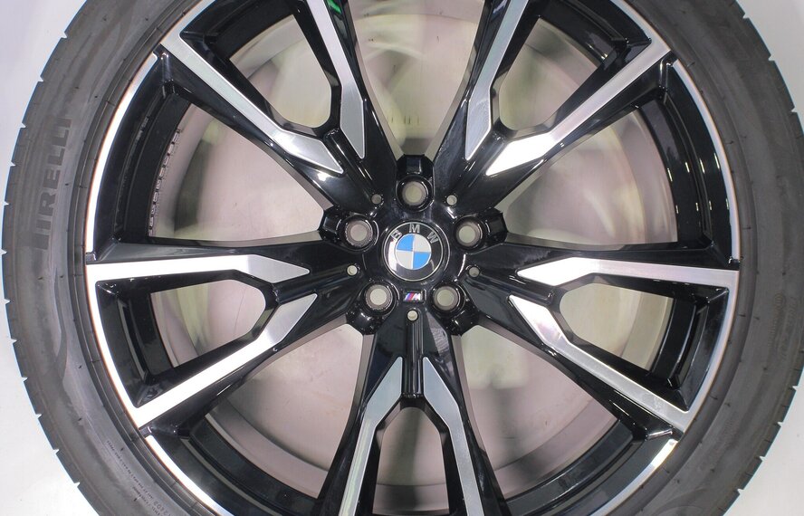 BMW BMW X7 G07 755M 22-Zoll-Felgen Pirelli Sommerkompletträder Original