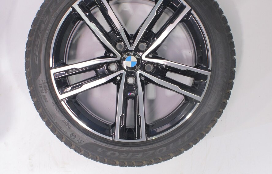 BMW BMW 1 2er F40 F44 2er Gran Coupe 550M 17-Zoll Felgen Pirelli Runflat Winterkompletträder Original
