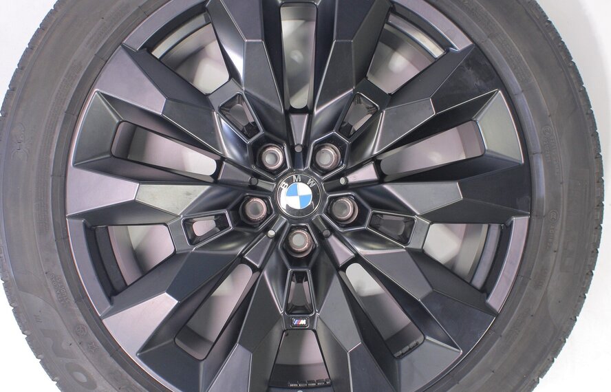 BMW BMW XM G09 917M 21-Zoll-Felgen Pirelli Runflat Winterkompletträder Original