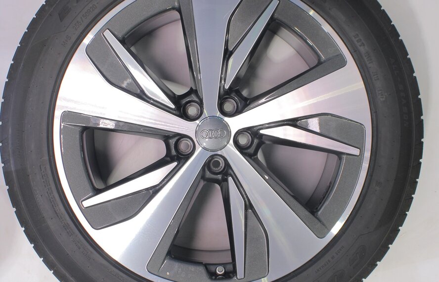 Audi Audi Etron 4KE 20-Zoll-Felgen Goodyear All-Season (4 Jahreszeiten) Neu Original