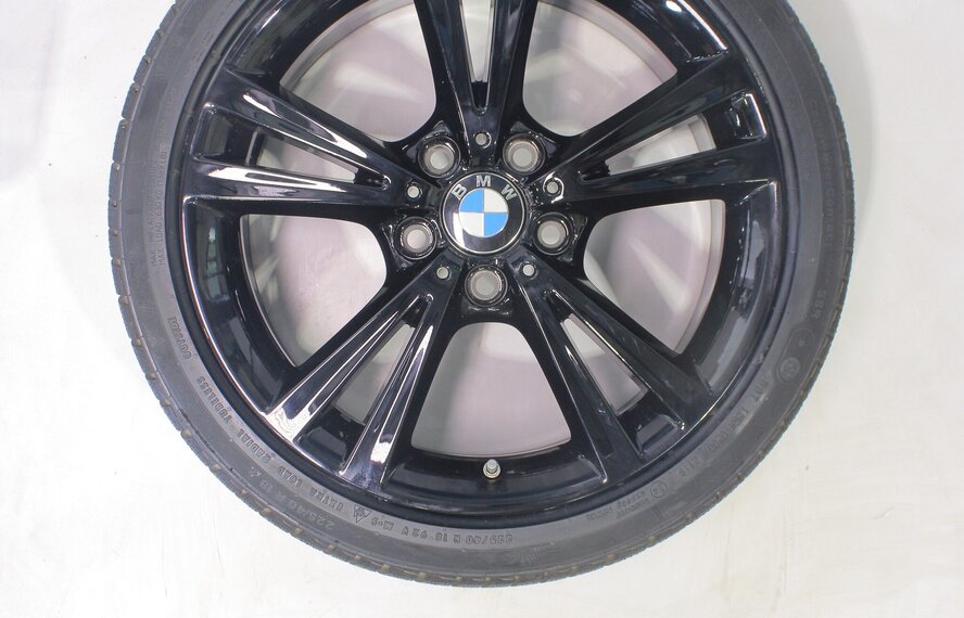 BMW BMW 1 2er F20 F21 F22 F23 385 18-Zoll-Felgen Continental Runflat Winterkompletträder Neu Original