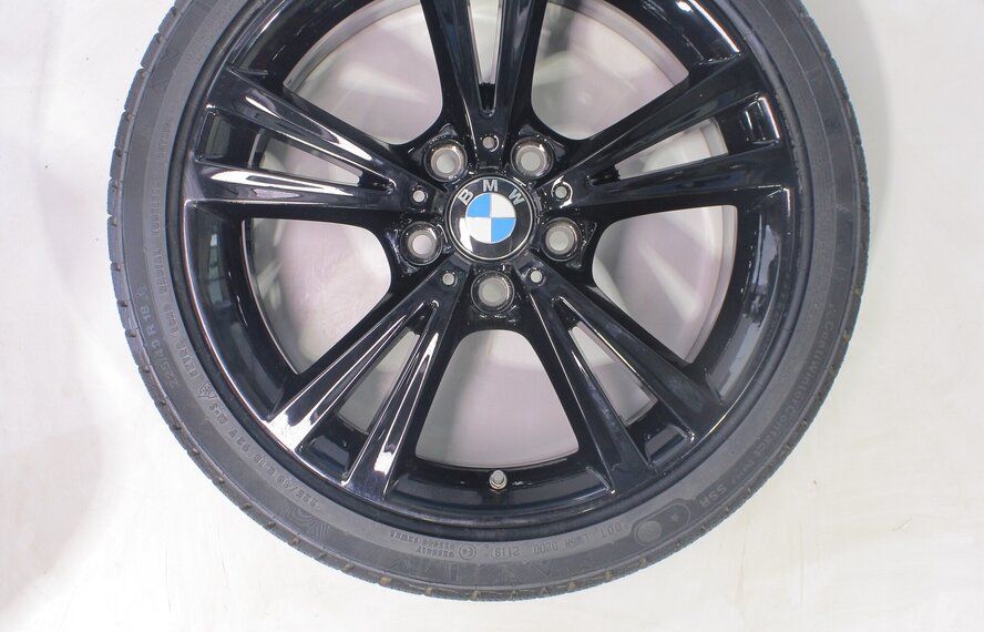 BMW BMW 1 2er F20 F21 F22 F23 385 18-Zoll-Felgen Continental Runflat Winterkompletträder Neu Original