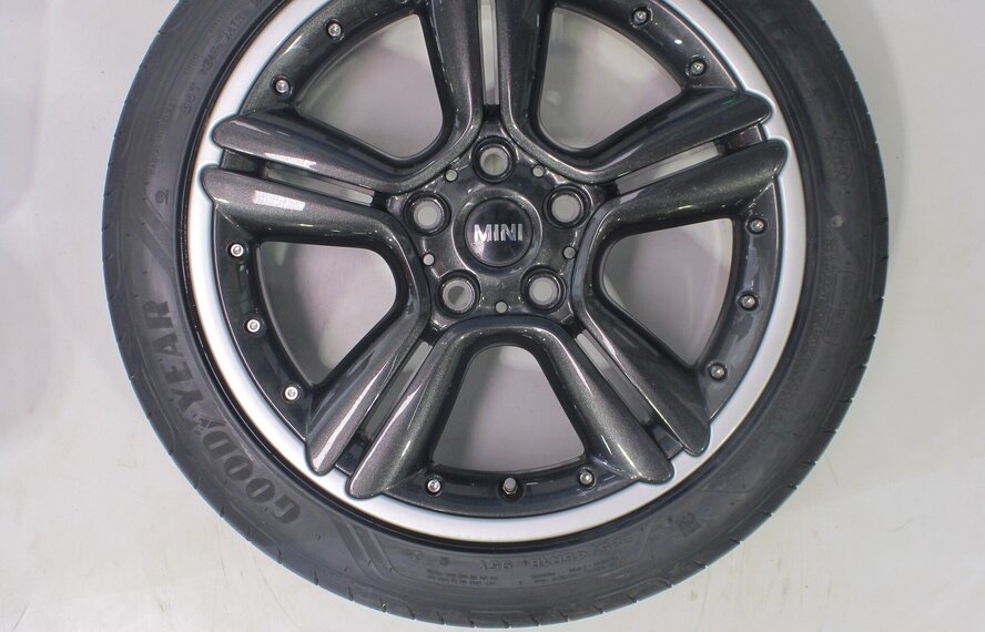 Mini Mini R60 Countryman R127 18-Zoll-Felgen Goodyear Runflat Sommerkompletträder Original
