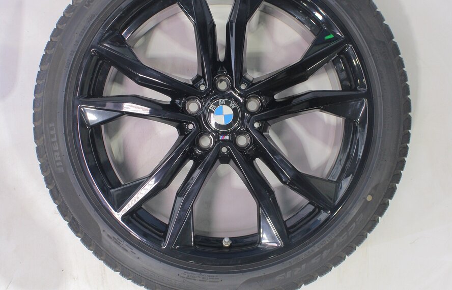 BMW BMW X1 F48 X2 F39 715M 19-Zoll Felgen Pirelli Runflat Winterkompletträder Original