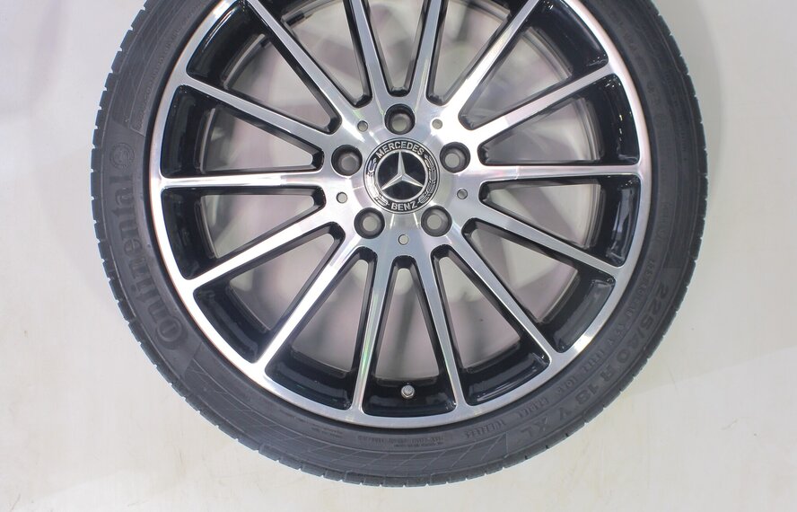 Mercedes Mercedes A B CLA Klasse W176 W117 W246 18-Zoll-Felgen Continental Sommerkompletträder Neu Original