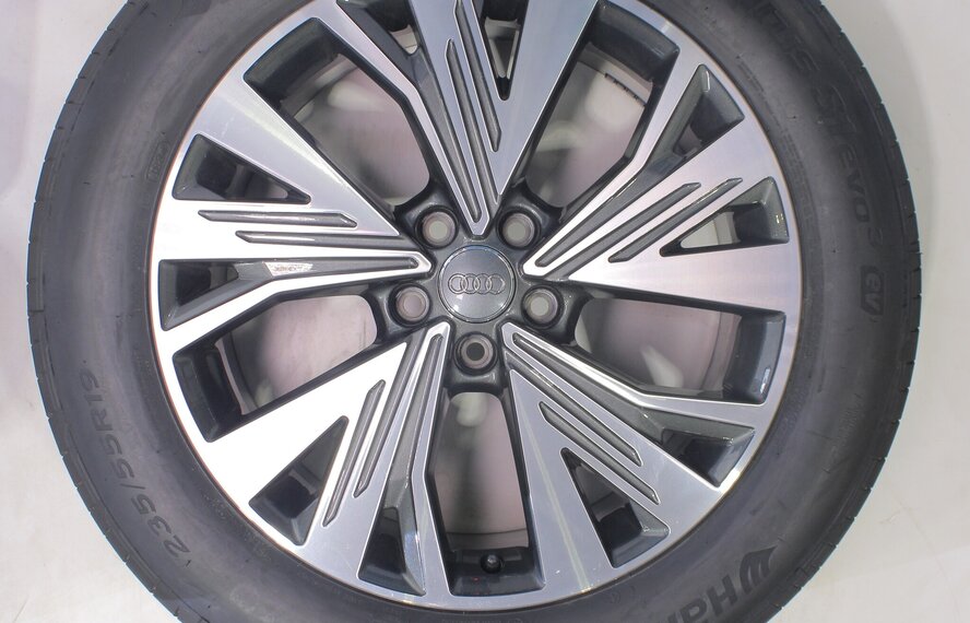 Audi Audi Q4 e-tron 19-Zoll-Felgen Hankook Sommerkompletträder Original