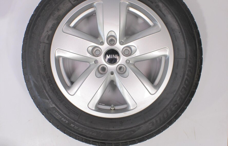 Mini Mini Countryman F60 517 16-Zoll Bridgestone Winterkompletträder Original