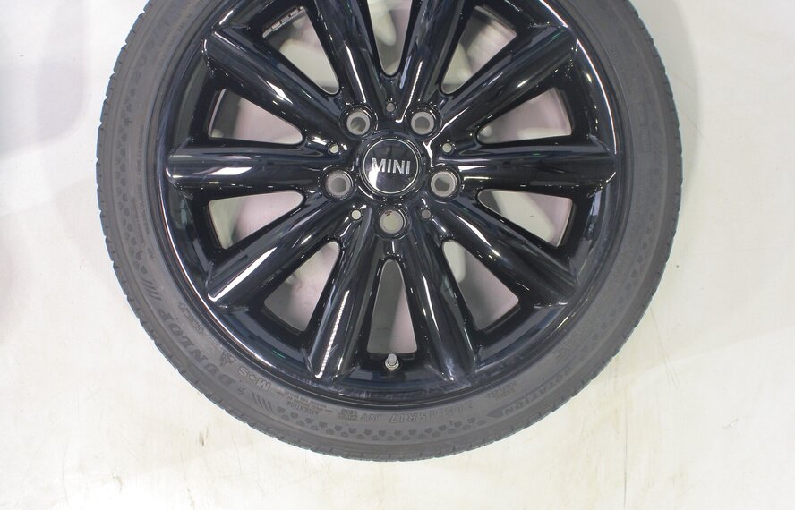 Mini Mini Cooper / S / One / Cabrio F55 F56 F57 499 17-Zoll-Felgen Dunlop Runflat Winterkompletträder Original