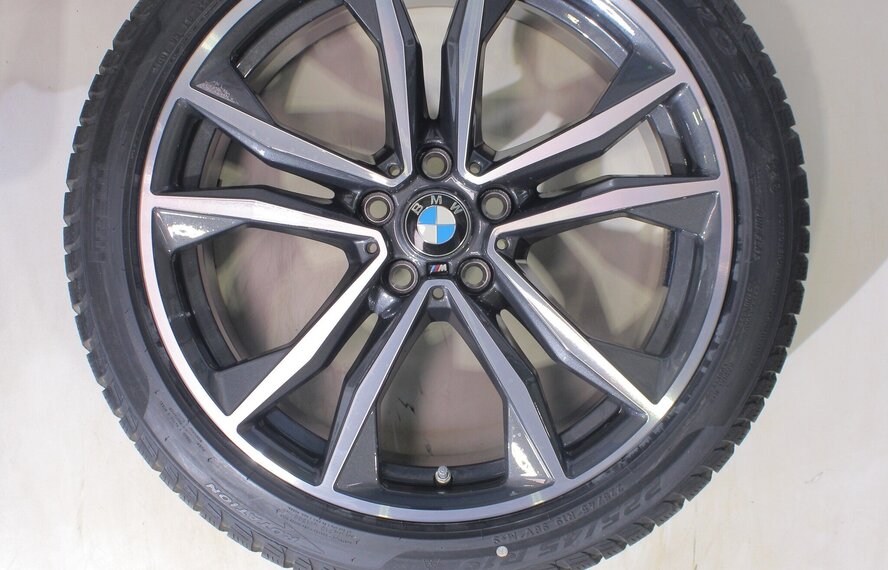 BMW BMW X1 F48 X2 F39 715M 19-Zoll Felgen Pirelli Runflat Winterkompletträder Neu Original