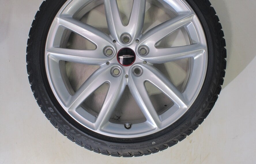 Mini Mini Clubman F54 JCW815 18-Zoll Felgen Pirelli Runflat Winterkompletträder Original