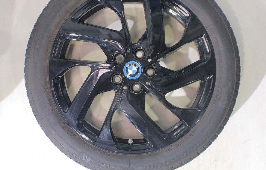 BMW BMW i3s 428 19-Zoll-Felgen Bridgestone Winterkompletträder Original