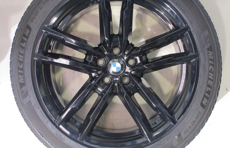 BMW BMW X3M X4M F97 F98 764M 20-Zoll-Felgen Michelin Winterkompletträder Original