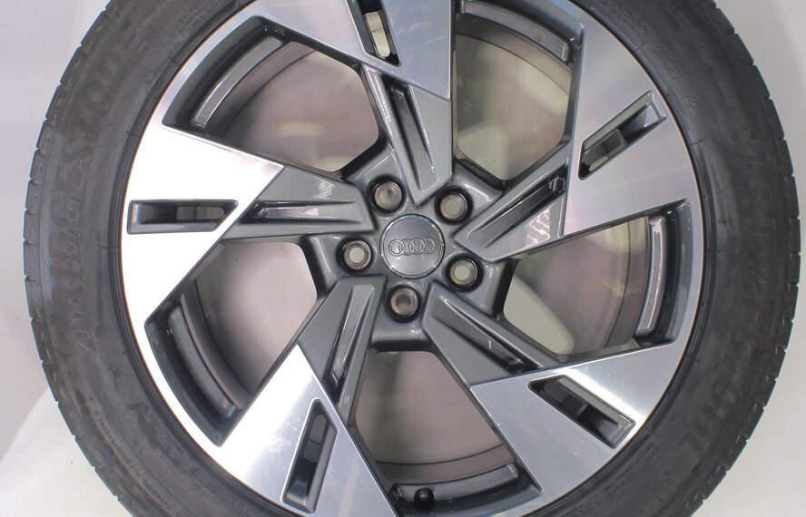 Audi Audi e-tron GE Q8 e-tron 20 Zoll Felgen Bridgestone Sommerkompletträder Original