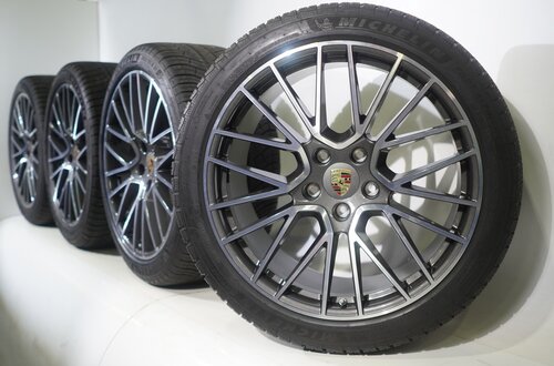 Porsche Porsche Cayenne E3 21-Zoll-Felgen Michelin Winterkompletträder Original Porsche Porsche Cayenne E3 21-Zoll-Felgen Michelin Winterkompletträder Original