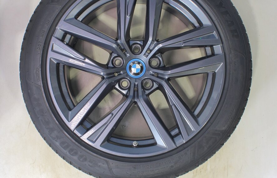 BMW BMW 4er i4 G26 853 18-Zoll-Felgen Goodyear Winterkompletträder Original