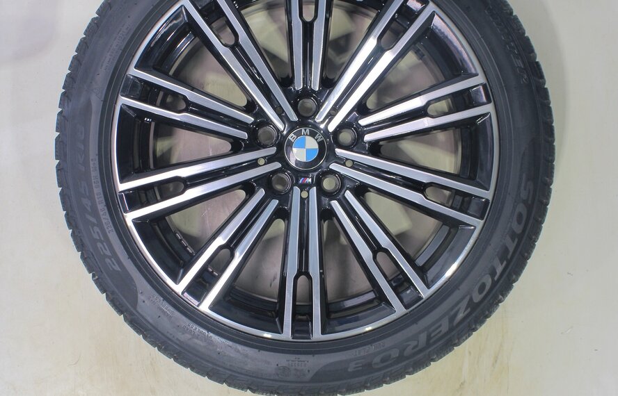 BMW BMW 2er 3er 4er G20 G21 G22 G42 790M 18 Zoll Felgen Pirelli Runflat Winterkompletträder Neu Original