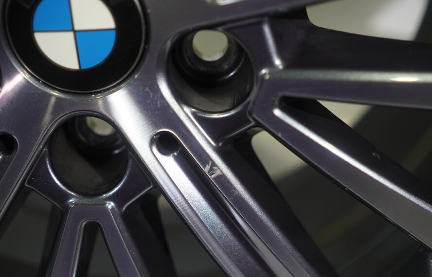 BMW BMW 2er U06 Active Tourer 833 17-Zoll-Felgen Continental Winterkompletträder Neu Original