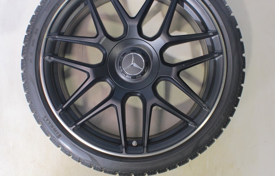 Mercedes Mercedes A45 AMG W177 19-Zoll-Felgen Pirelli Winterkompletträder Original