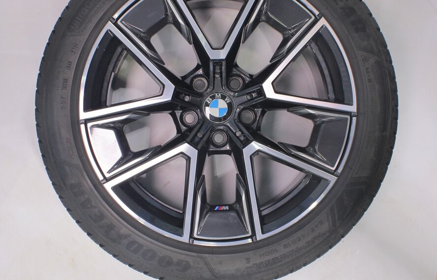 BMW BMW 4er i4 G26 858M 18-Zoll-Felgen Goodyear Winterkompletträder Original